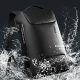 Detalhe da mochila Quantum Echo com couro genuíno e zíper interno