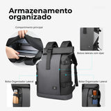 Detalhe das alças ergonômicas em forma de S da mochila Forge ELAVIER